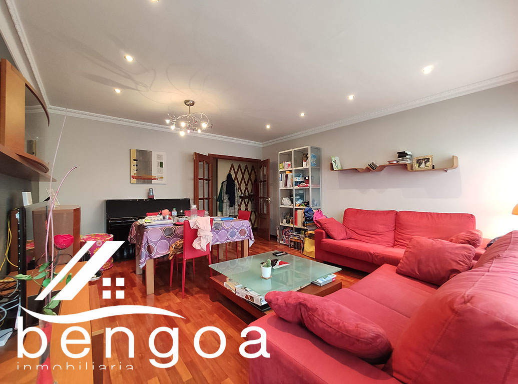 Piso en alquiler en C/ Donosti, Ibaiondo, Vitoria