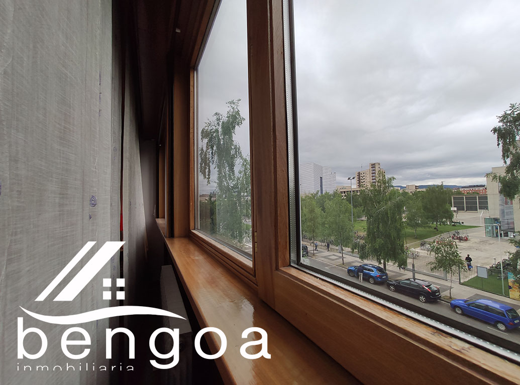 Piso en alquiler en C/ Donosti, Ibaiondo, Vitoria