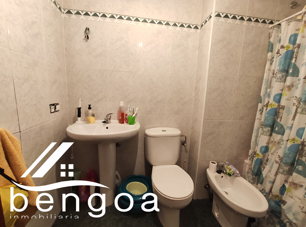 Piso en alquiler en C/ Donosti, Ibaiondo, Vitoria